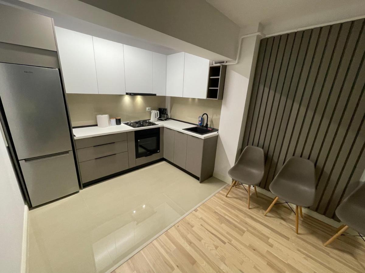 Modern Gray / Designed Apartment ยาช ภายนอก รูปภาพ
