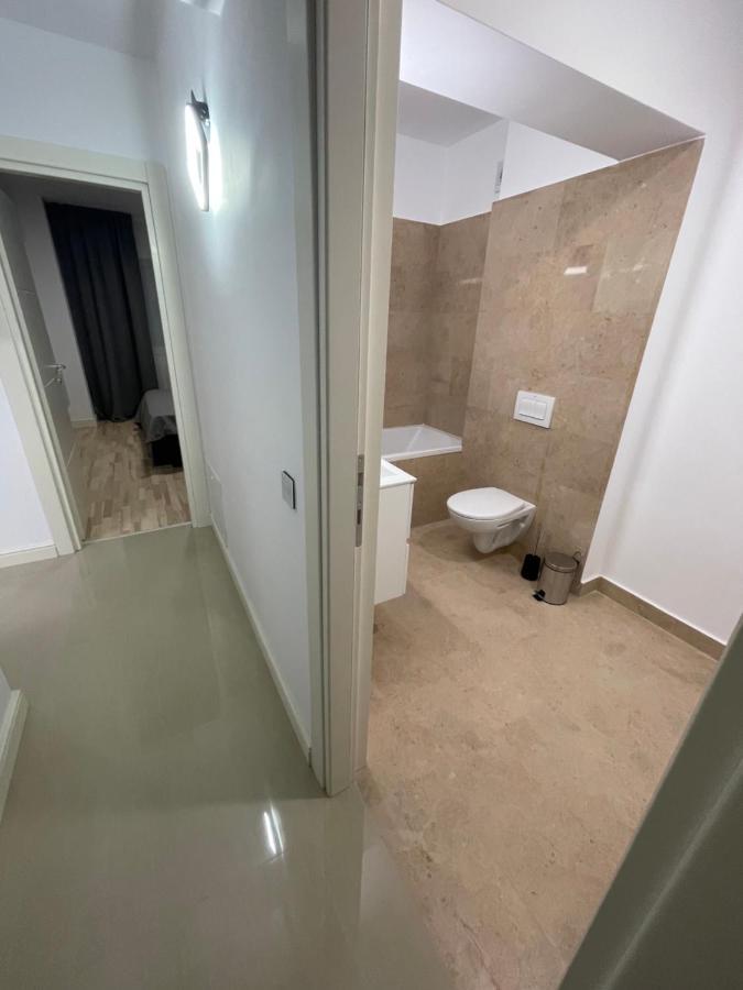 Modern Gray / Designed Apartment ยาช ภายนอก รูปภาพ